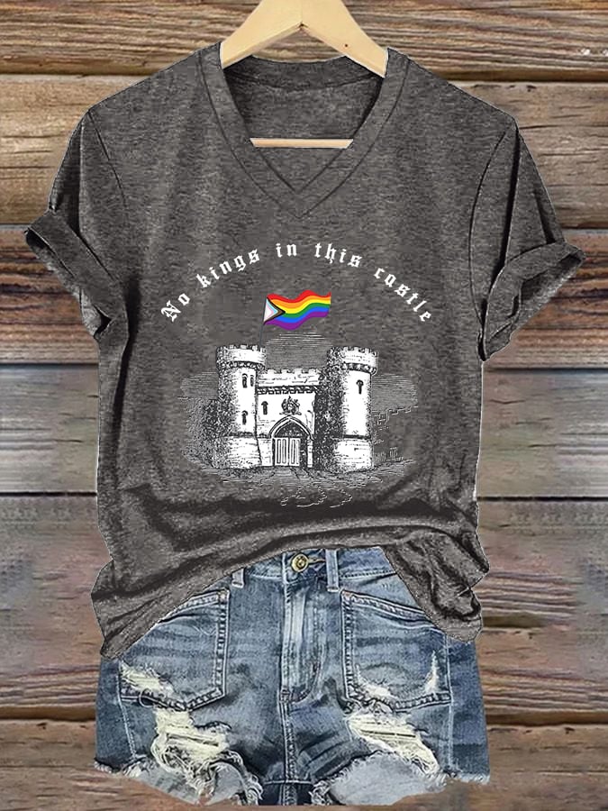 🔥Buy 3 Get 15% Off🔥V-Neck Retro No Kings In This Castle Print T-Shirt