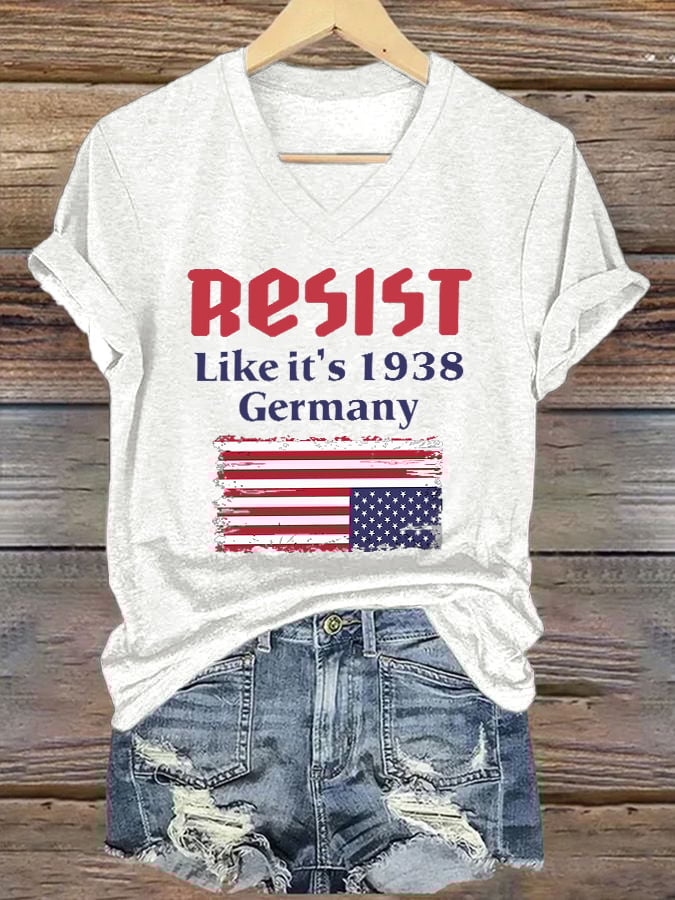V-Neck Retro Resist Like It's 1938 Germany Print T-Shirt