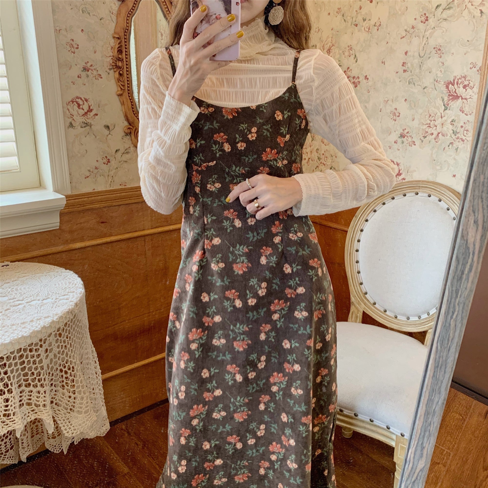Pleated Bottoming Shirt