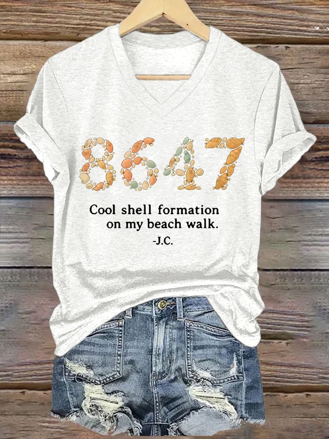 🔥Buy 3 Get 15% Off🔥V-Neck Retro 8647 Cool Shell Formation On My Beach Walk Print T-Shirt