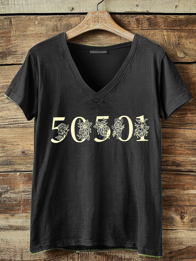 🔥Buy 3 Get 15% Off🔥Women's 50501 Your Country Needs You Print T-Shirt