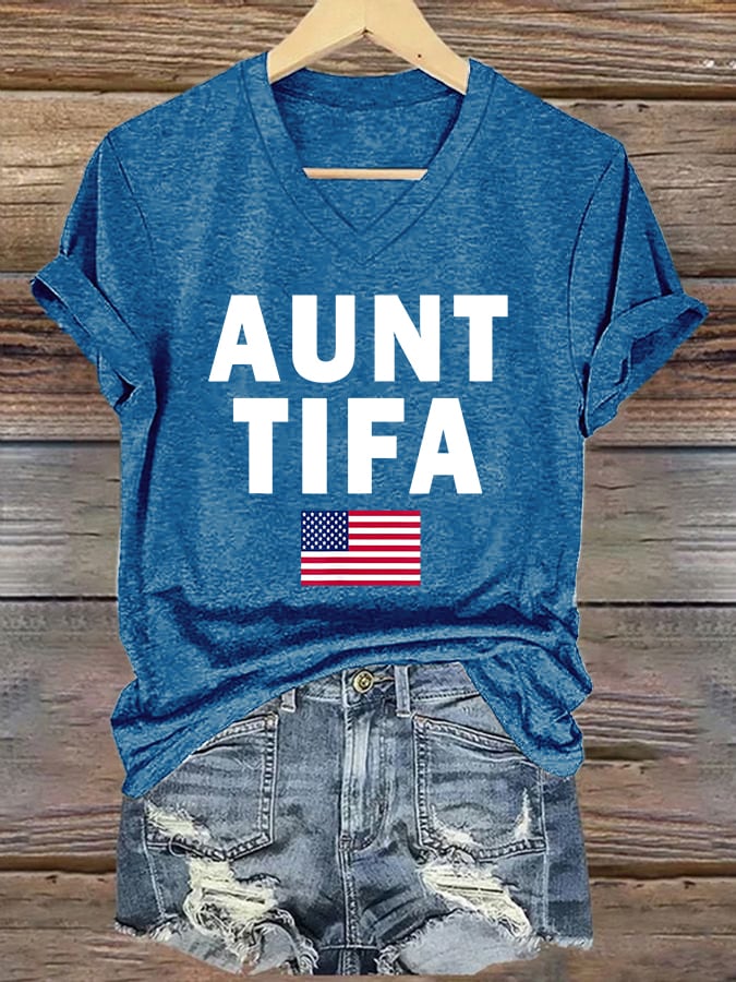 🔥Buy 3 Get 15% Off🔥V-Neck Retro I Am Aunt Tifa Print T-Shirt
