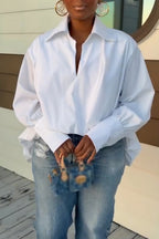 Women Collar Solid Color Shirt or Washed Scratch Jeans