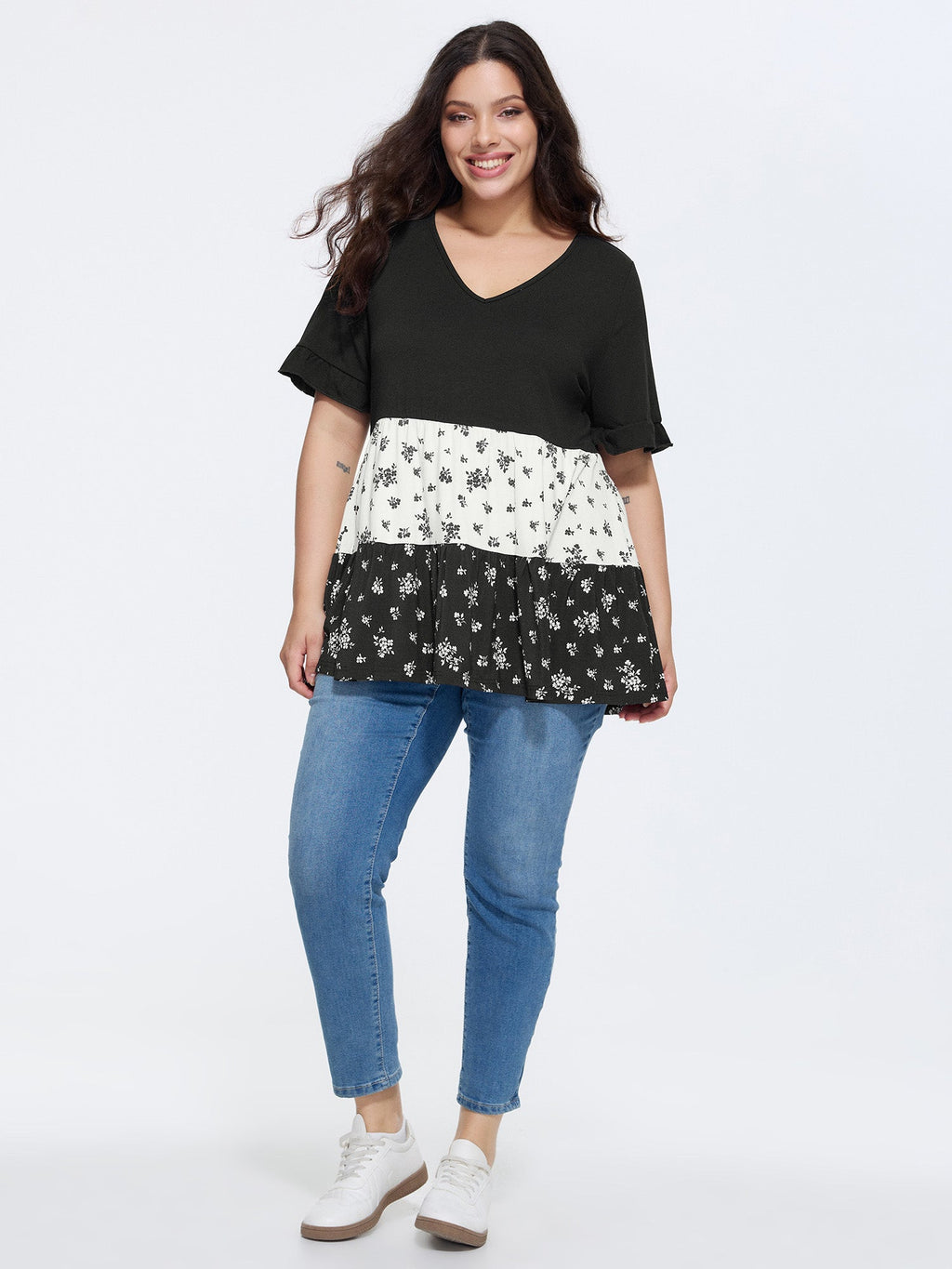Color Contrast Floral Print Tiered Top