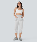 Mid Rise Curved Hem Yoga Capri Pants with Pockets