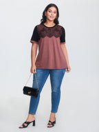 Stretchy Scalloped Lace Color Contrast T-Shirt