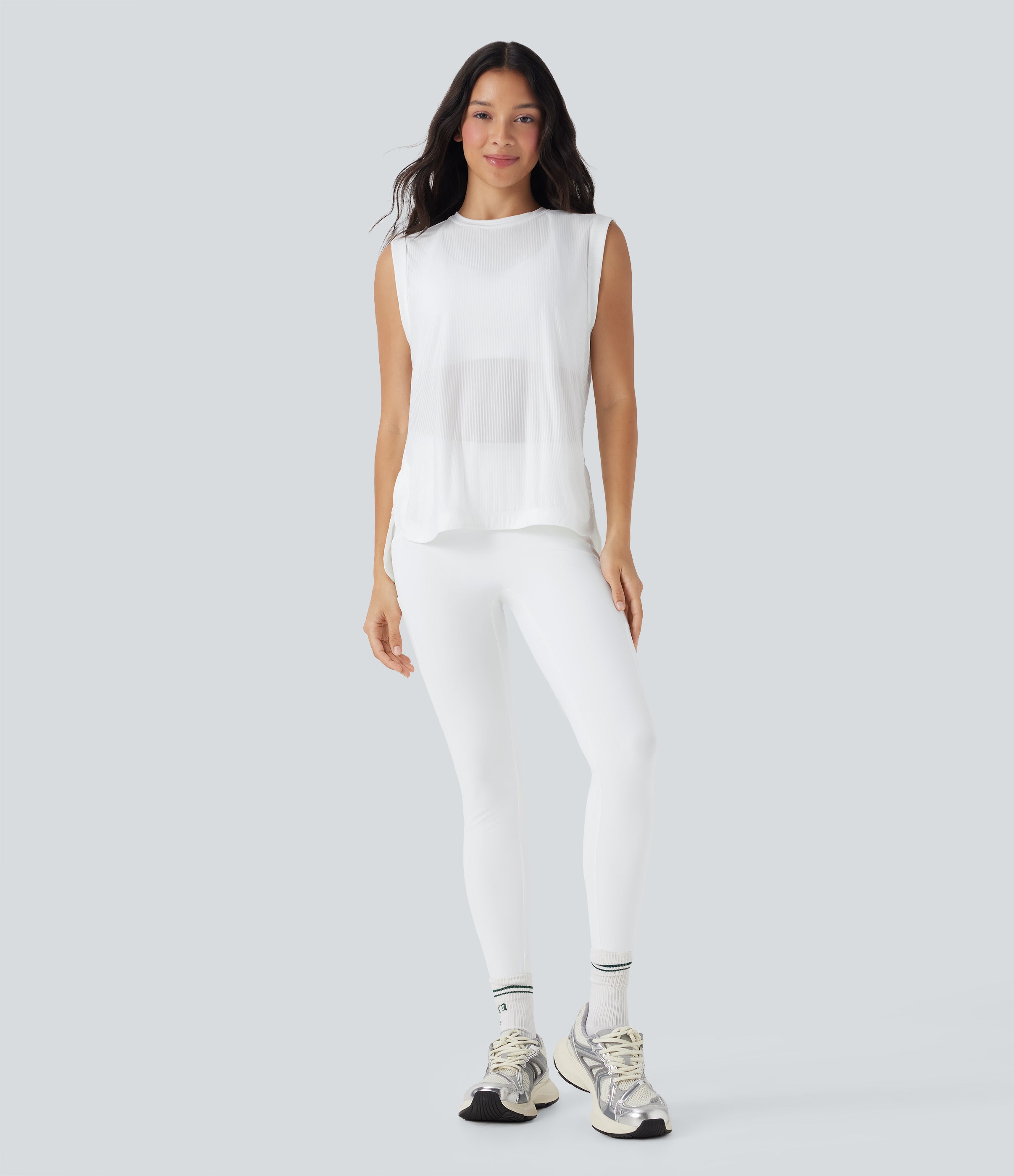 Round Neck Curved Hem Quick Dry Yoga Tank Top