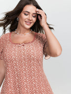 Floral Print Lace Neckline T-Shirt