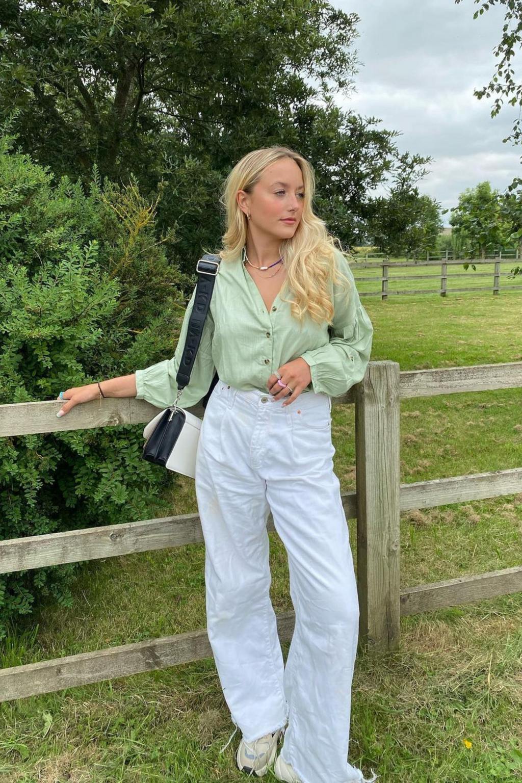 Martha - Relaxed Shirt - Sage
