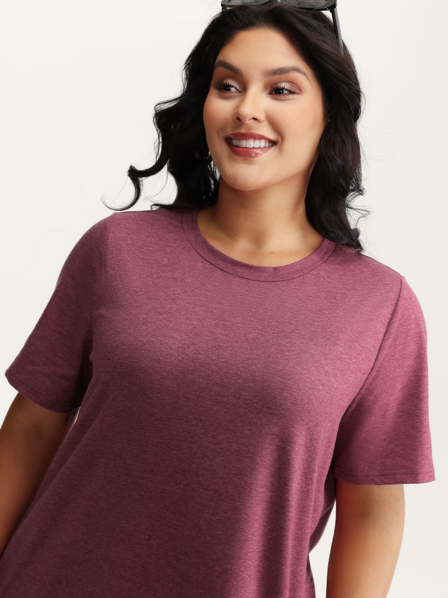 Stretchy Round Neck Solid T-Shirt