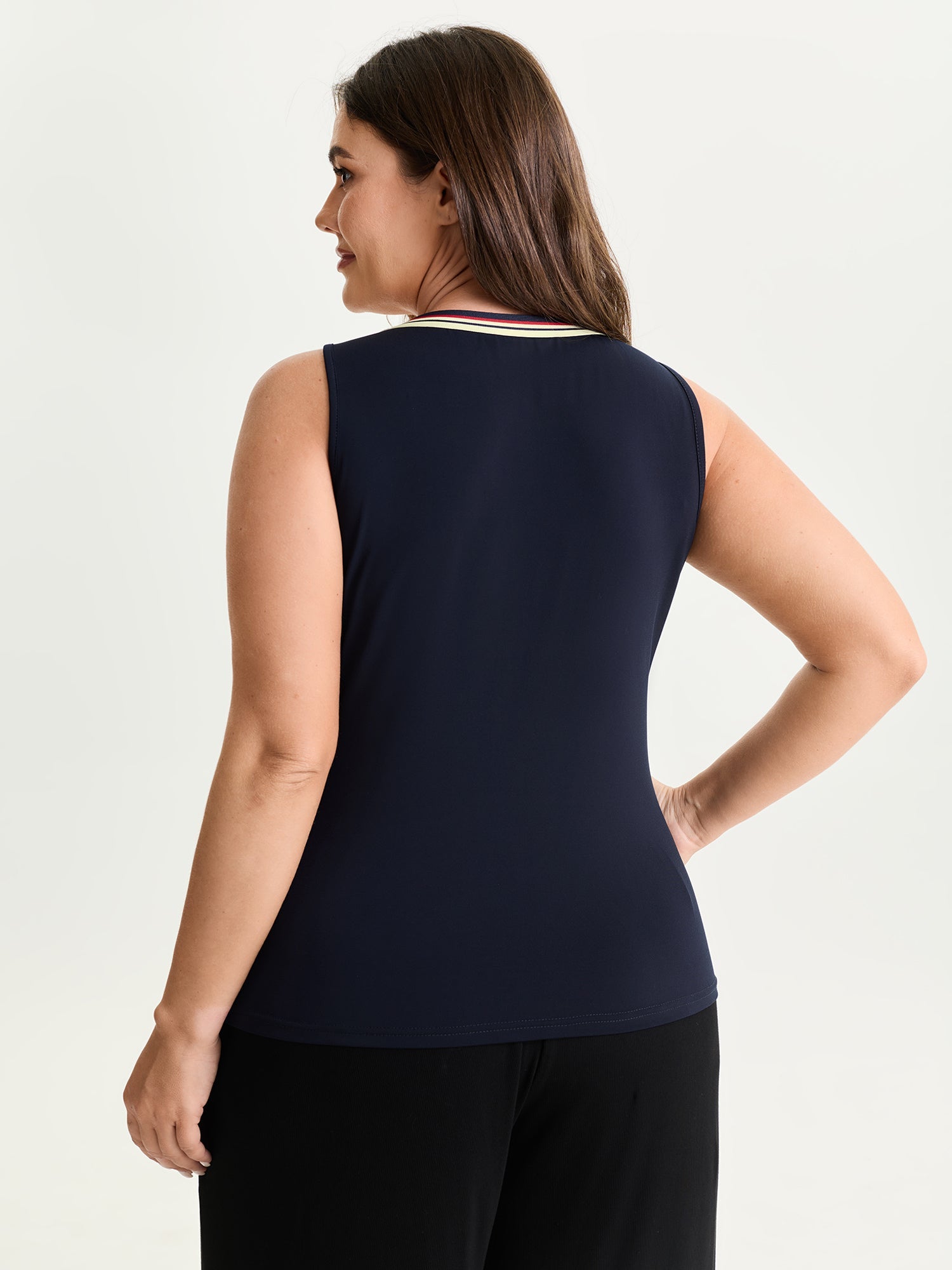 Stretchy Color Contrast Neckline Tank Top