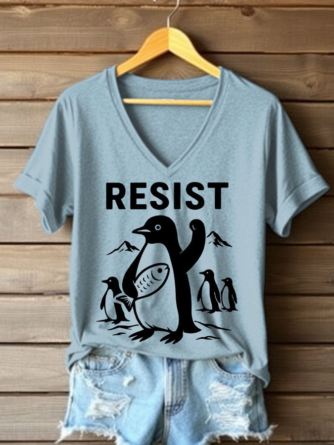 🔥Buy 3 Get 15% Off🔥Women's Penguins Resist Printed V Neck T-shirt