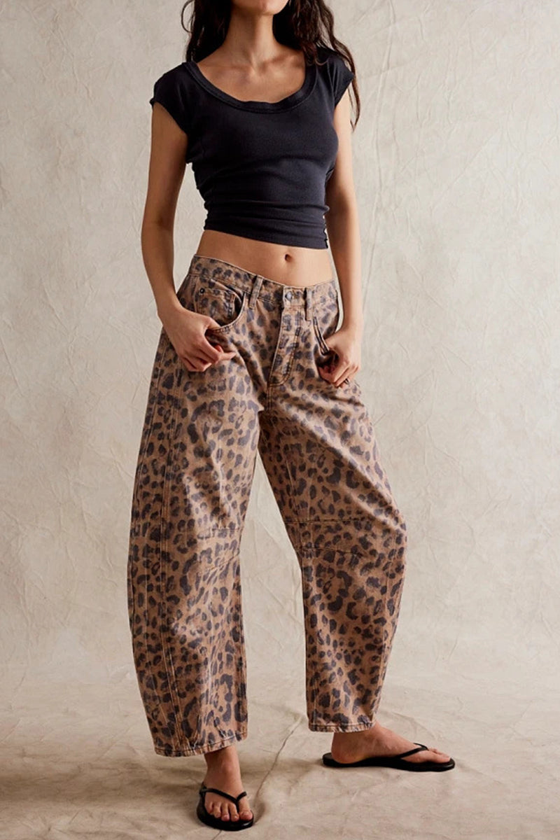 Women Casual Loose Mid-Rise Tube-Cut Jeans