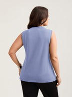 Knotted Neckline Fitted Sleeveless Blouse