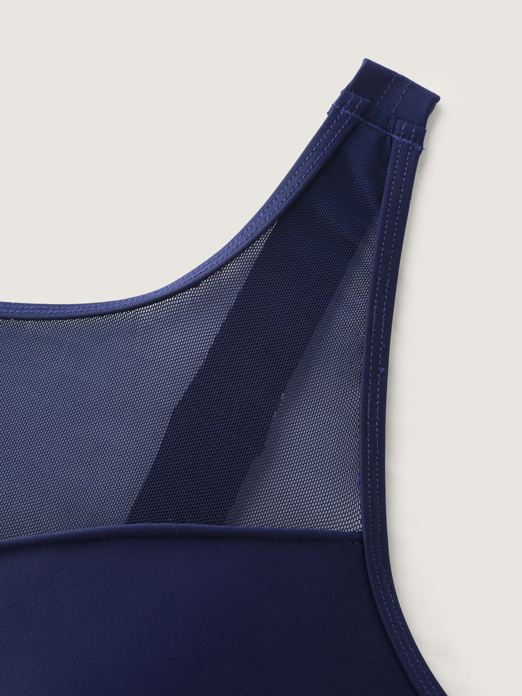 Adjustable Curvy Hem Spliced Swim Top