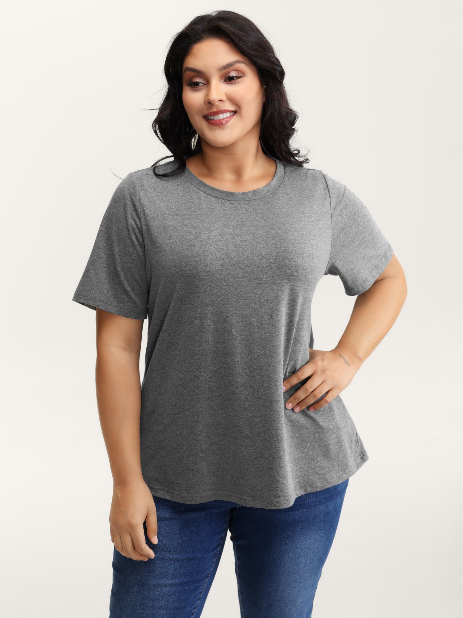 Stretchy Round Neck Solid T-Shirt
