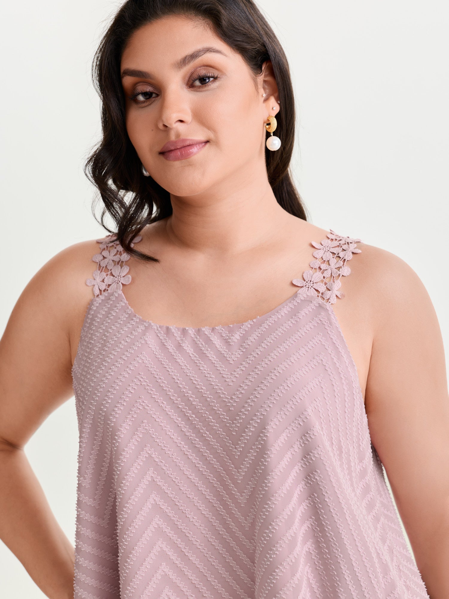 Lace Trim Flowy Tank Top