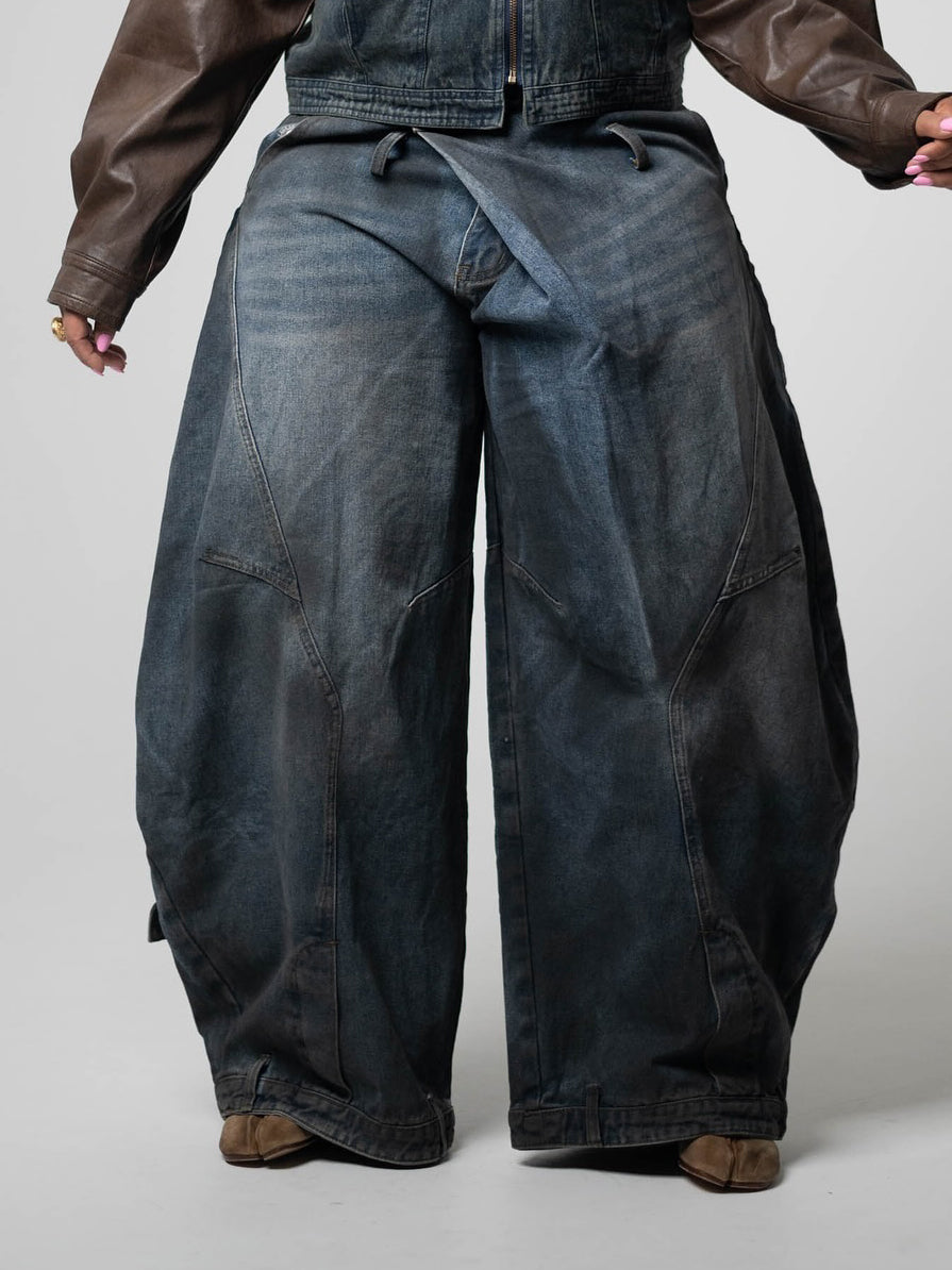 Fashion Asymmetric Placket Cocoon Silhouette Washed Jeans