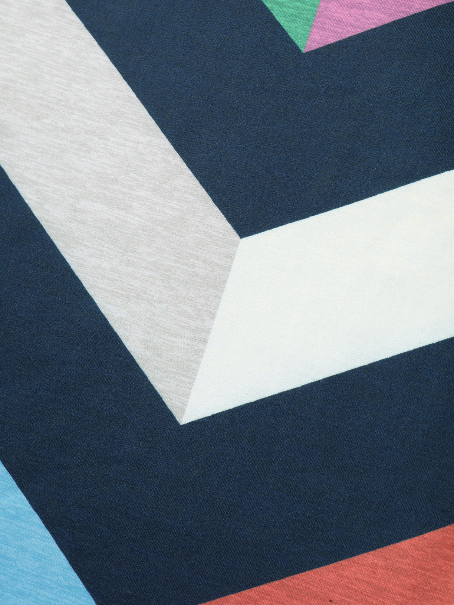 Color Block Wavy Print T-Shirt