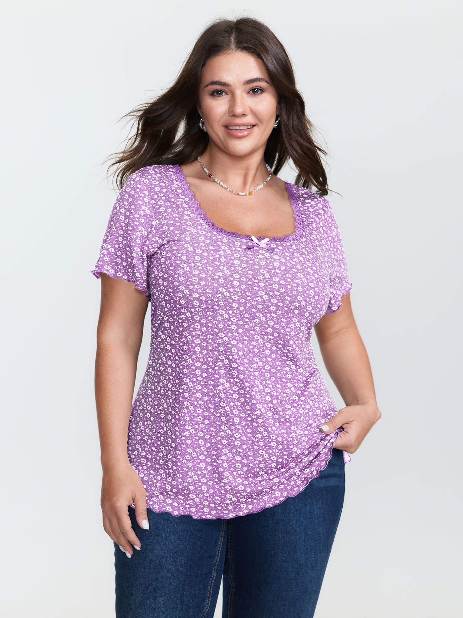 Floral Print Lace Neckline T-Shirt