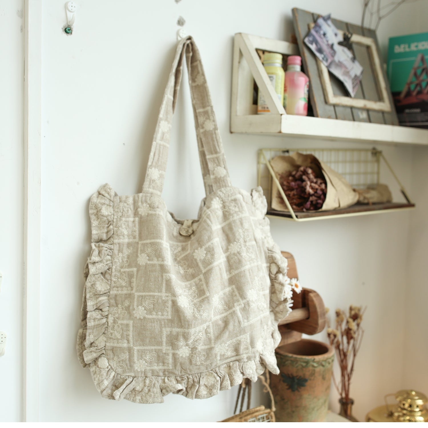 Linen Lace Frilled Embroidered Bag