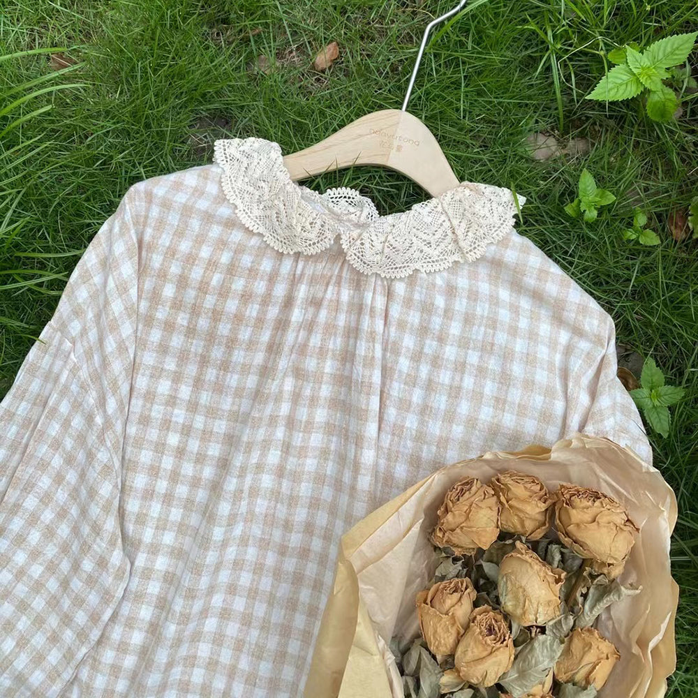 Long Sleeve Cute Lace Collar Top