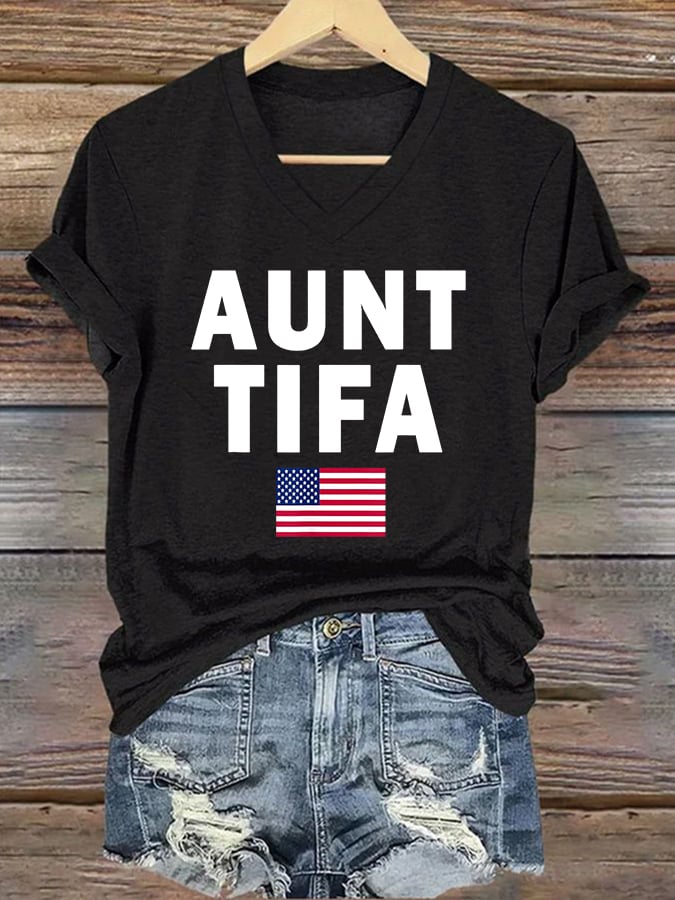 🔥Buy 3 Get 15% Off🔥V-Neck Retro I Am Aunt Tifa Print T-Shirt