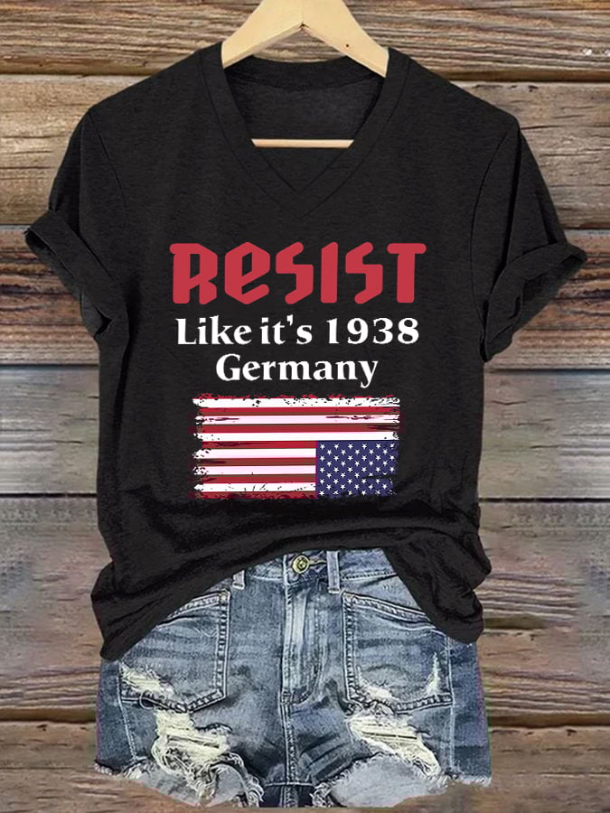 V-Neck Retro Resist Like It's 1938 Germany Print T-Shirt