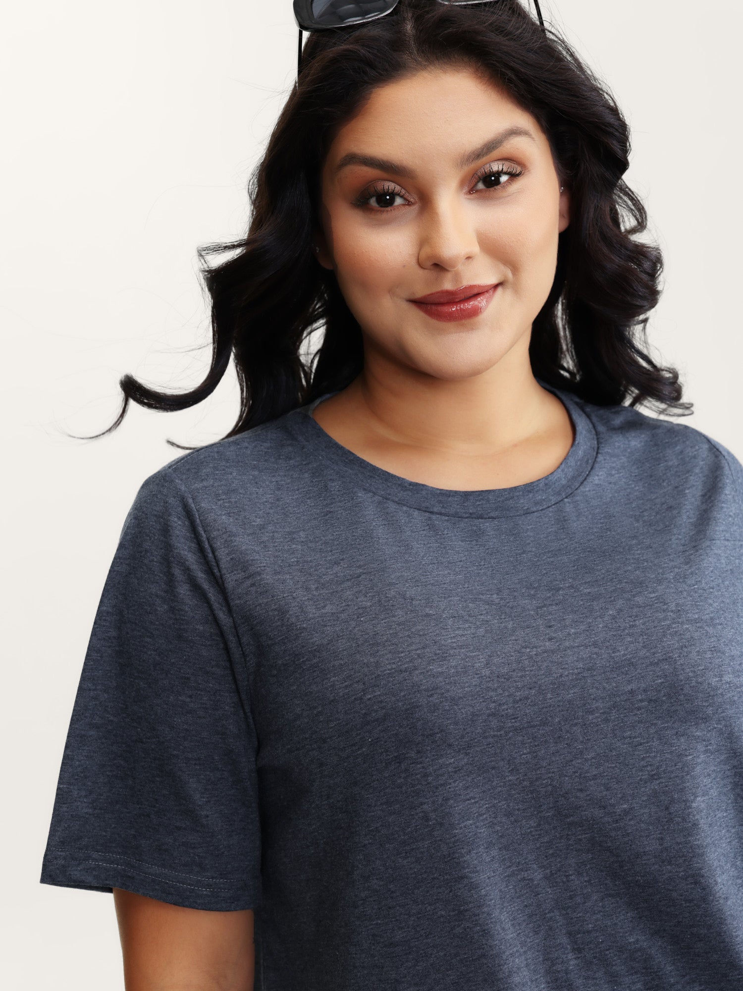 Stretchy Round Neck Solid T-Shirt