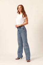 Anoushka - T-Shirt - White