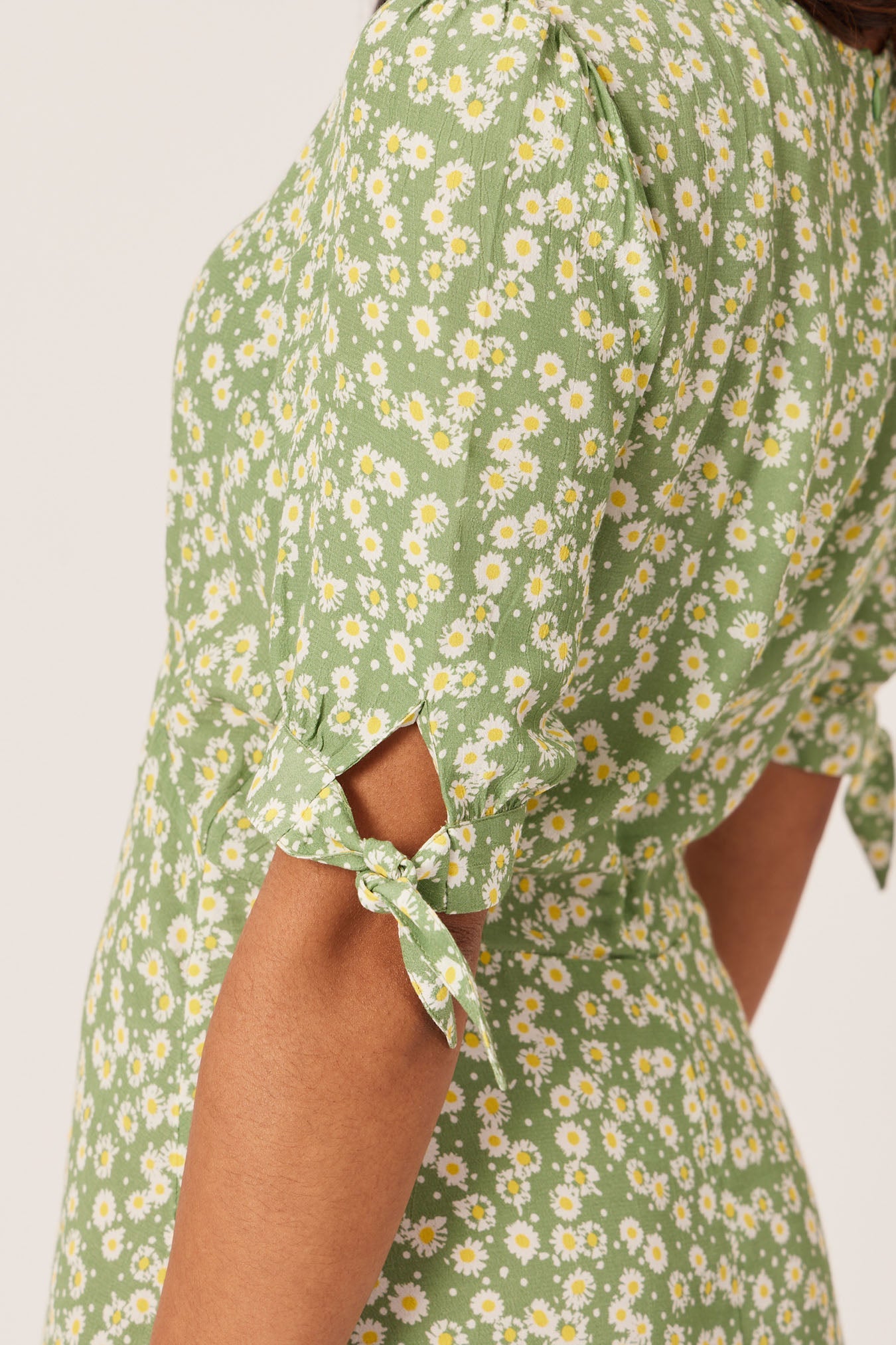 Sally-Grace - Tie Sleeve Midi Dress - Green