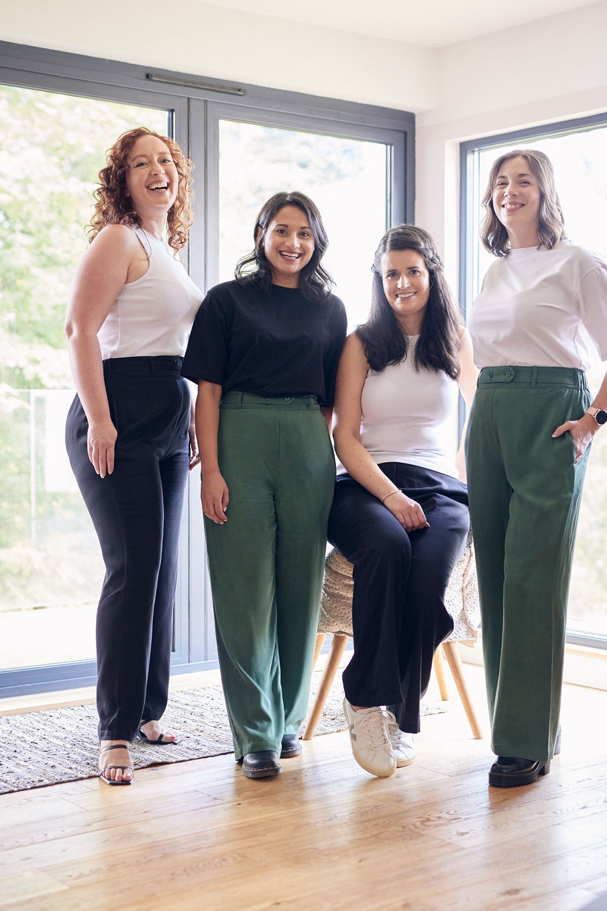 Beth - High Waisted Trouser - Black (Unbagged)