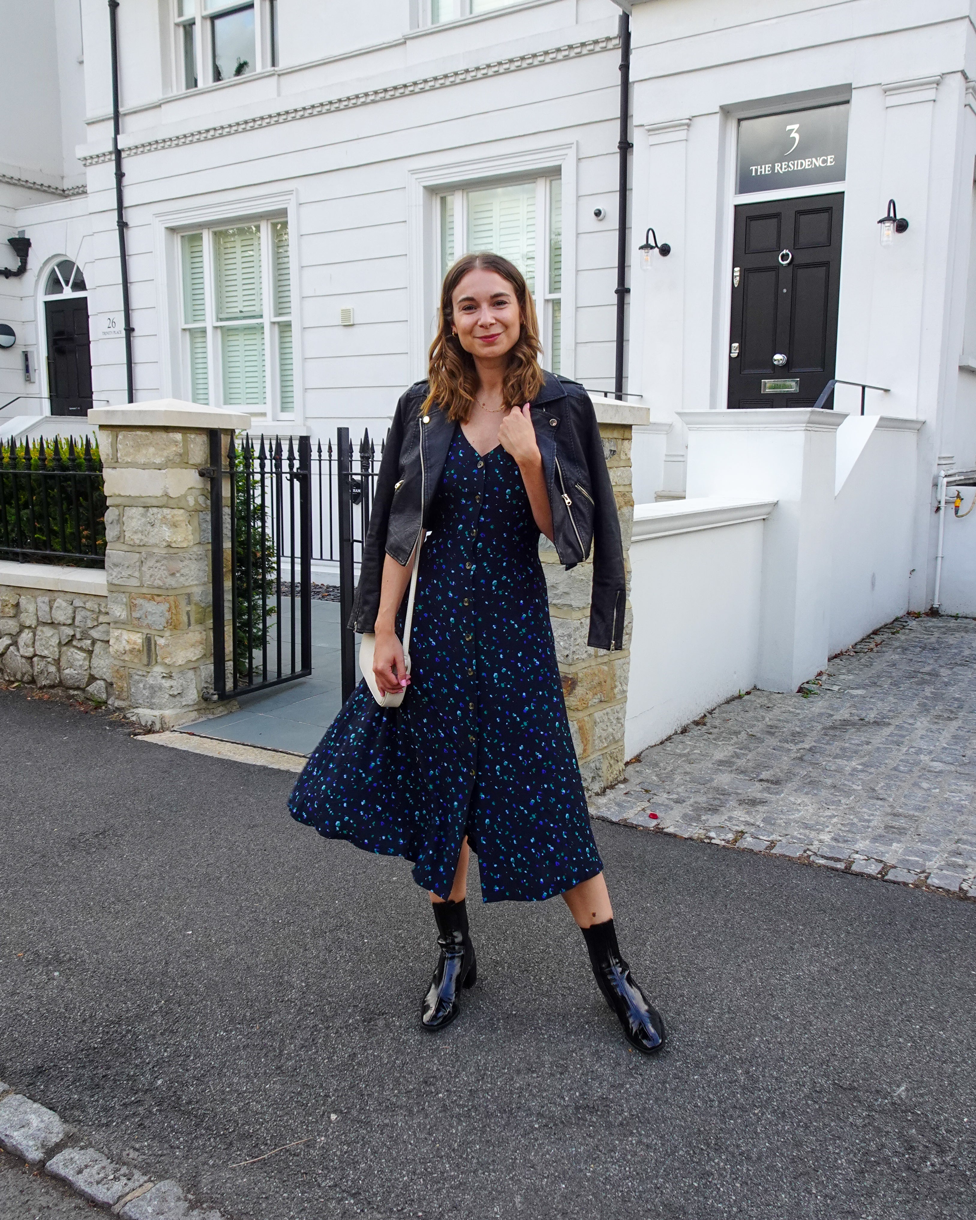 Alison - Ditsy Print Midi Dress - Black