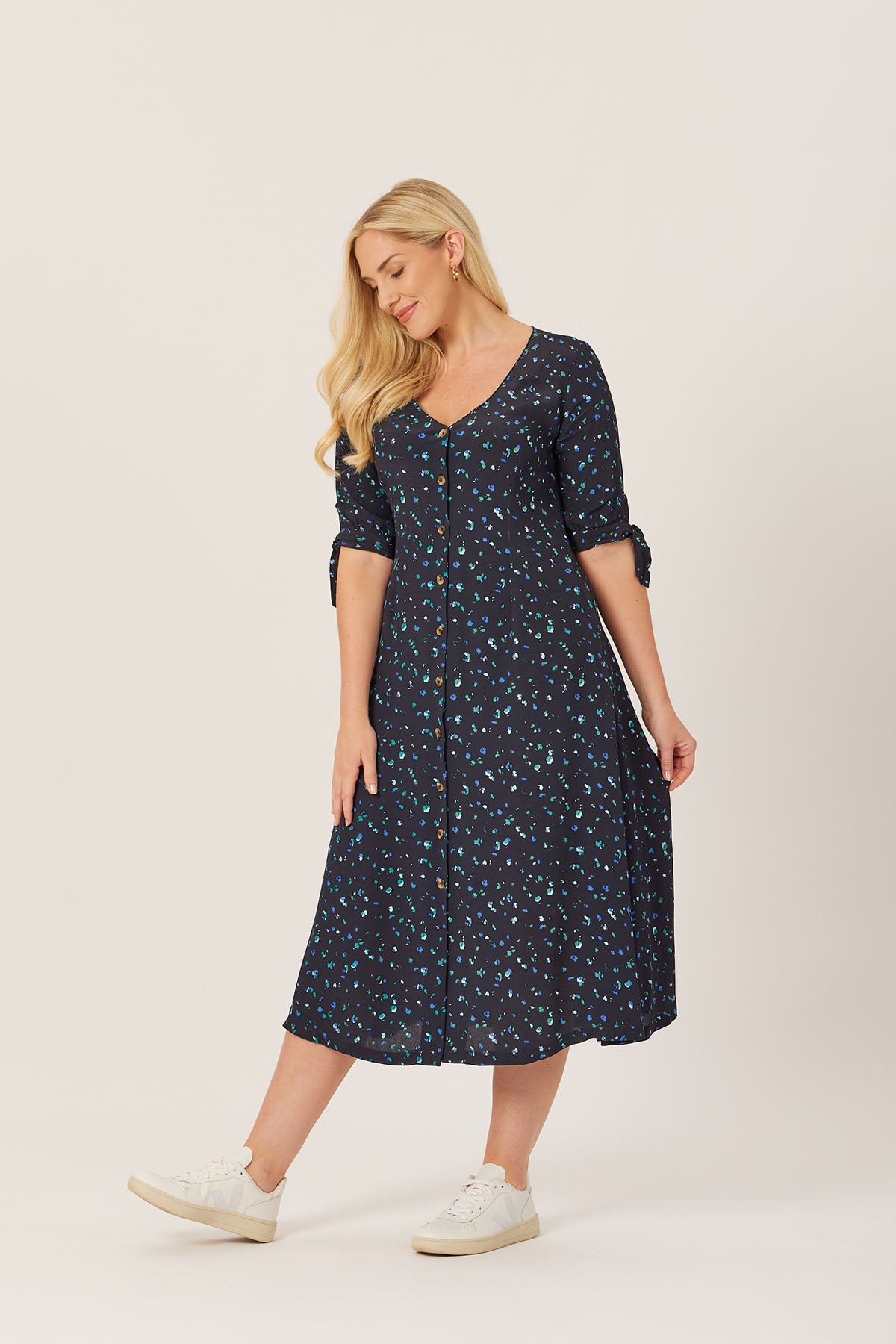 Alison - Ditsy Print Midi Dress - Black