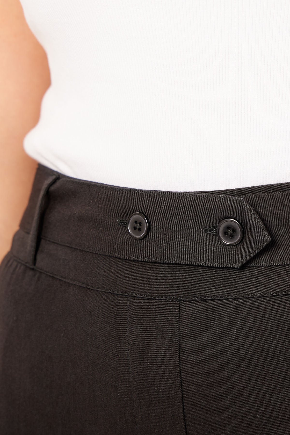 Beth - High Waisted Trouser - Black (Unbagged)