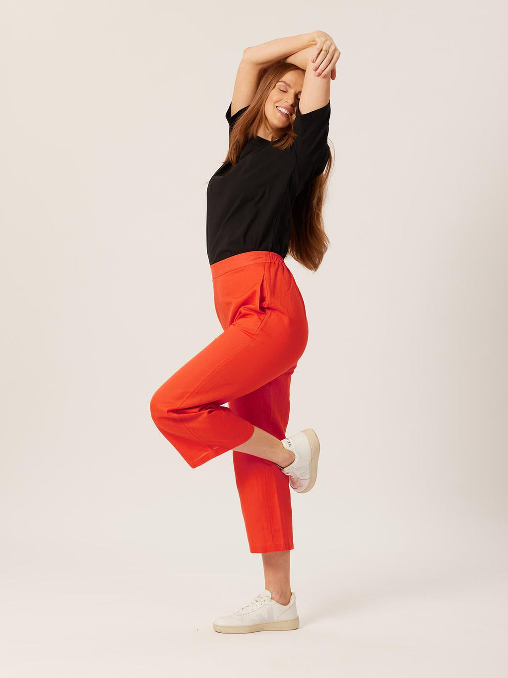 Gigi - Cropped Trousers - Red