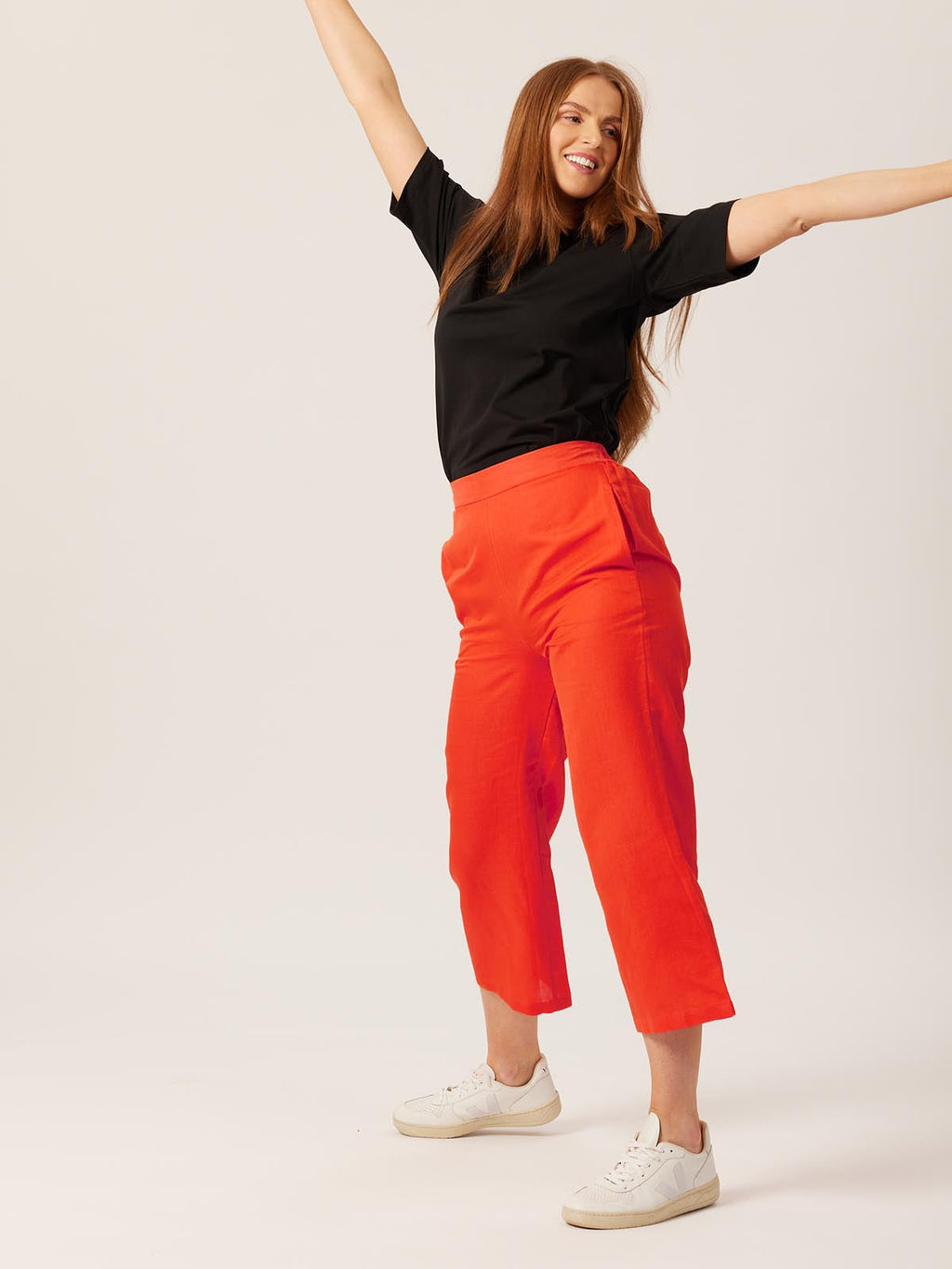 Gigi - Cropped Trousers - Red