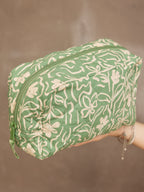 Mabel - Washbag - Green & Cream
