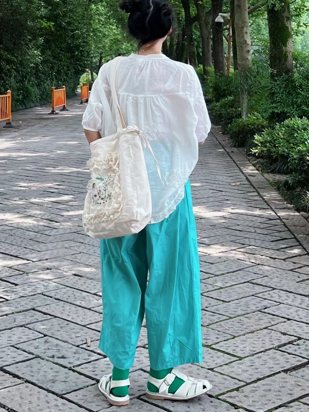 Cute Embroidered Shoulder Bag