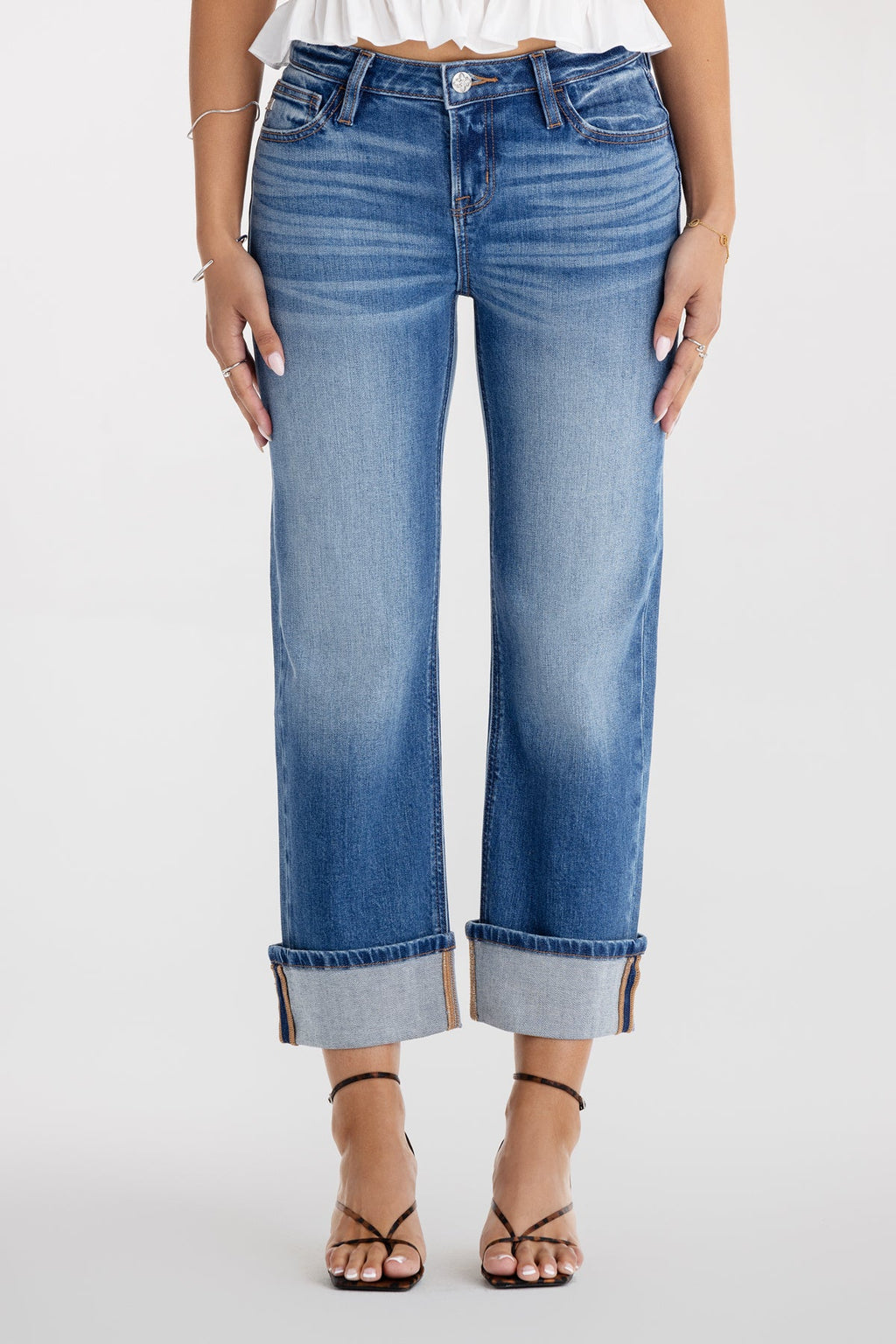 Rynae Straight Crop