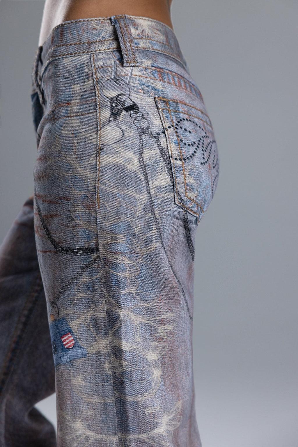 Mara Graphic Print Slim Wide