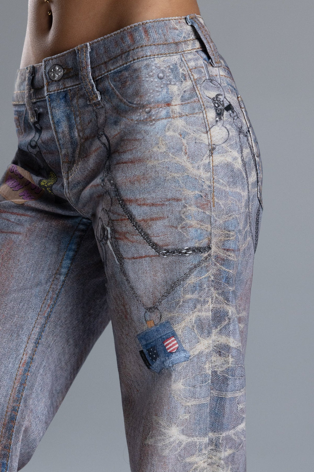 Mara Graphic Print Slim Wide