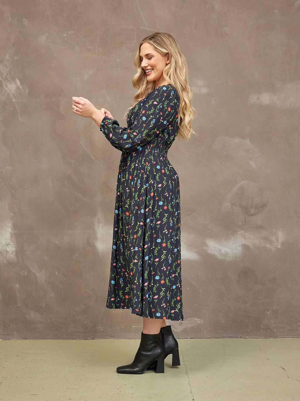 Maddie Dress - Black Floral