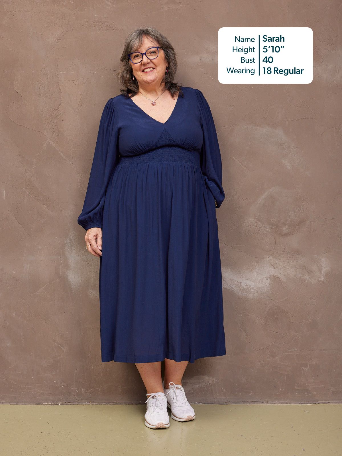 Maddie V-Neck Dress - Navy