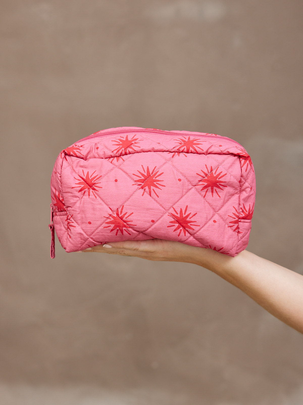 Mabel Washbag - Pink Star Print