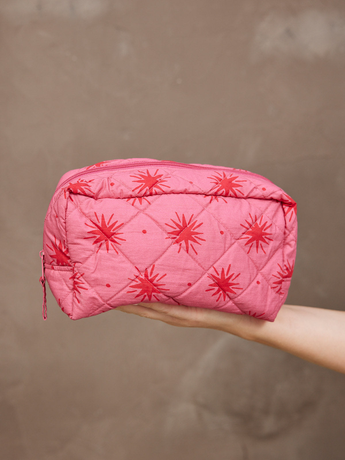 Mabel Washbag - Pink Star Print