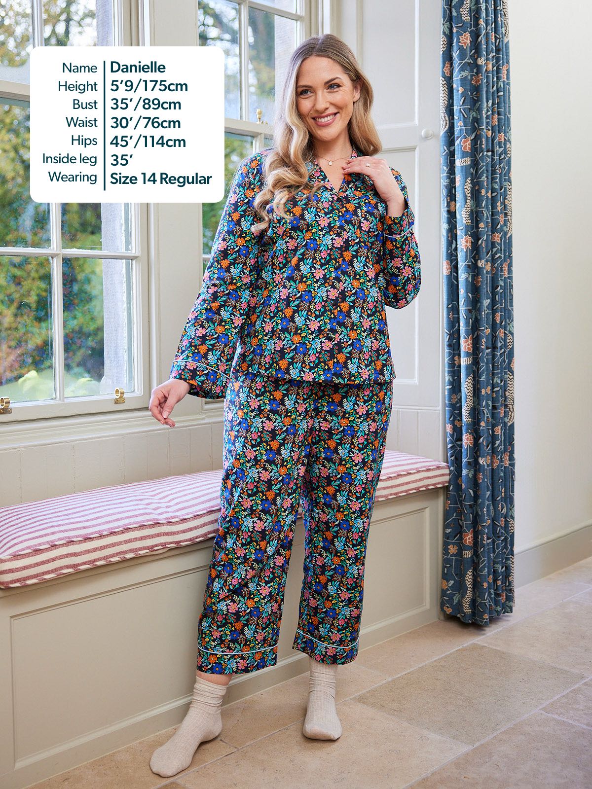 Rosie - Poplin Pyjama - Black Floral