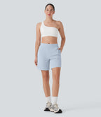 Mid Rise Side Pockets Curved Hem Yoga Bermuda Shorts