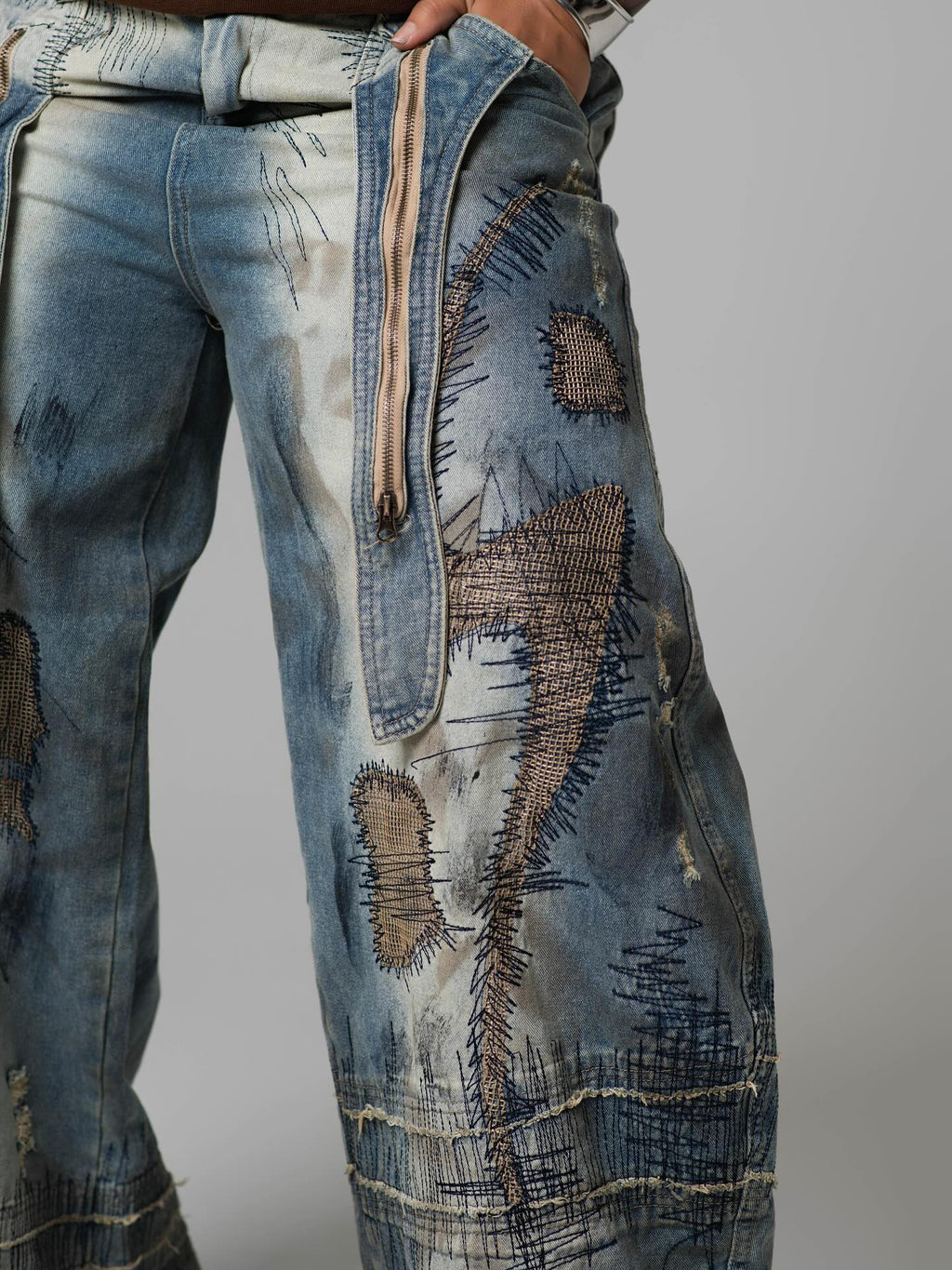 Fashion Irregular Embroidery Bleach Wash Jeans
