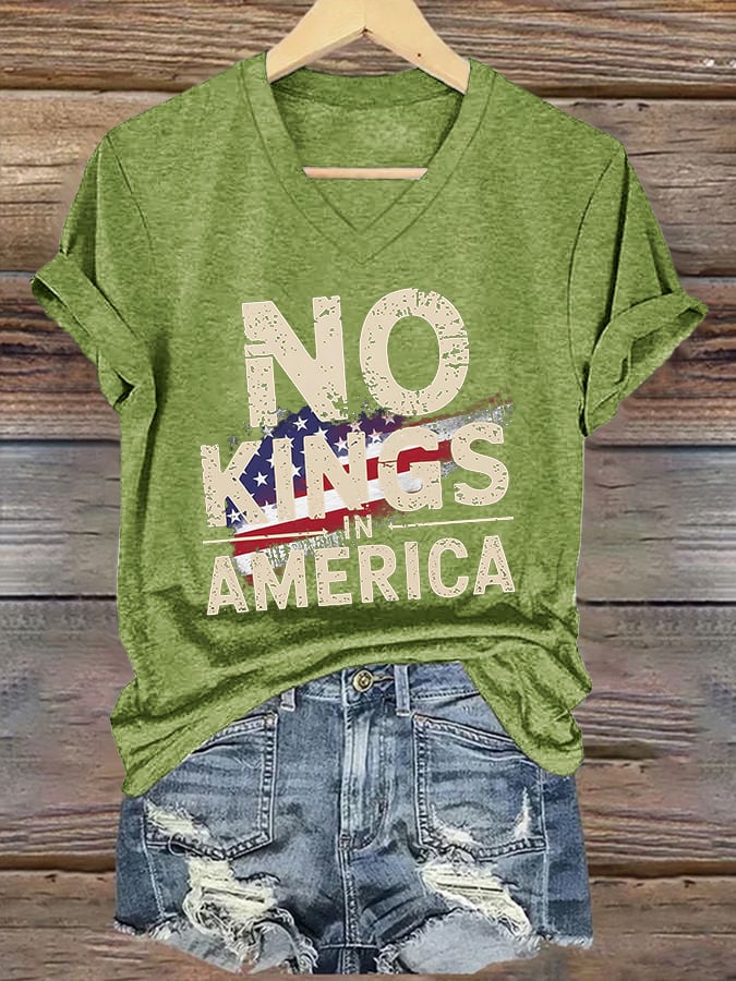 🔥Buy 3 Get 15% Off🔥V-neck Retro No Kings In America Print T-Shirt